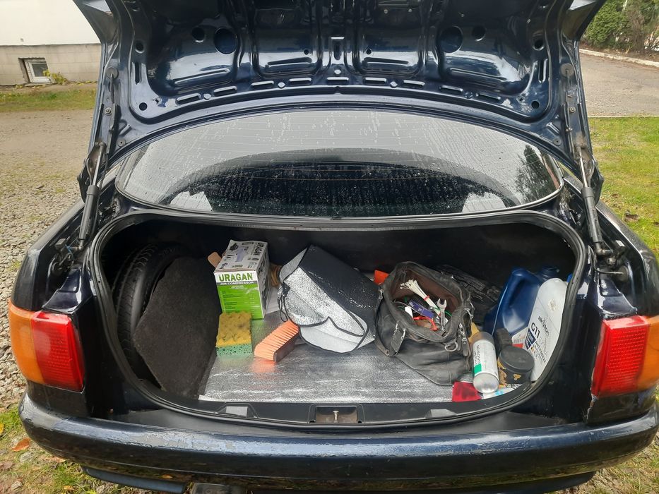 Продам Ауді 80 б3 1.8 газ-бензин