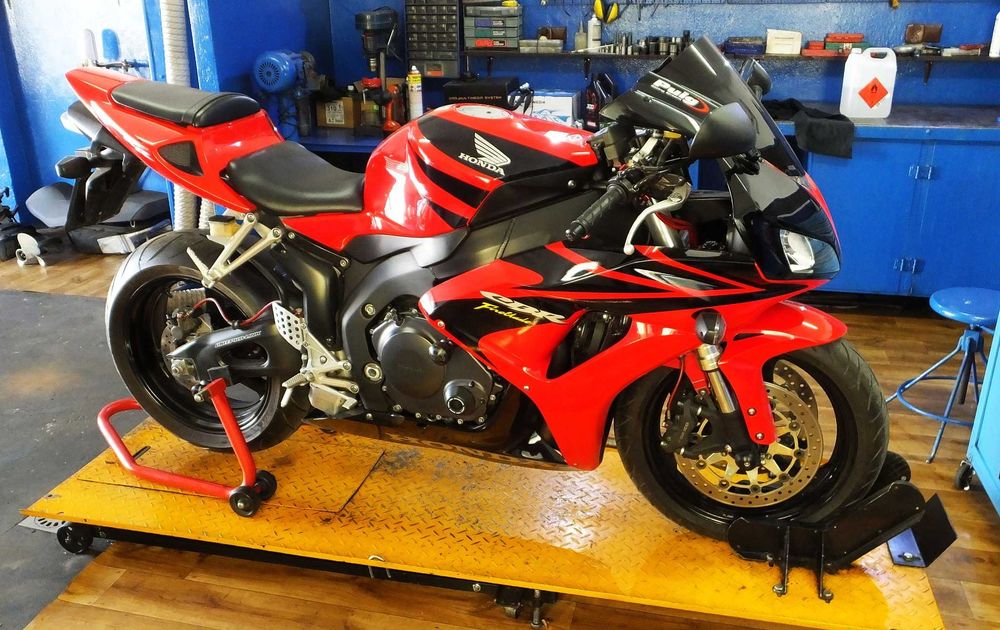 Naprawa motocykli skuterów oraz quadów