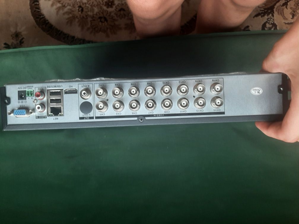 Продам відеореєстратор CoVi Security ADR-7200HDN
