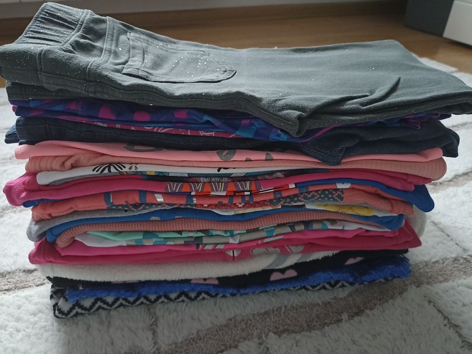 Paka ubrań na dziewczynkę wiek 7-8 lat