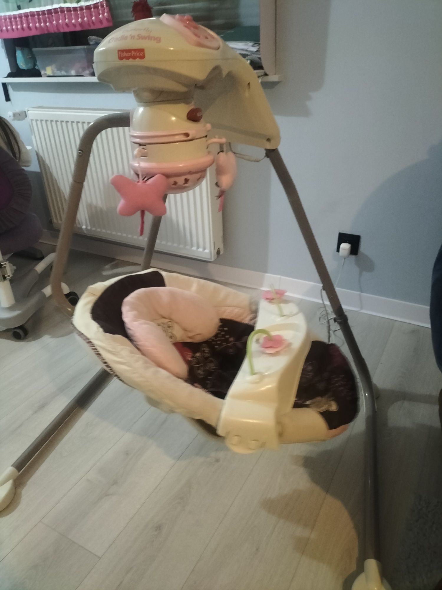 hustawka Fischer Price  Butterfly Cradle n Swing