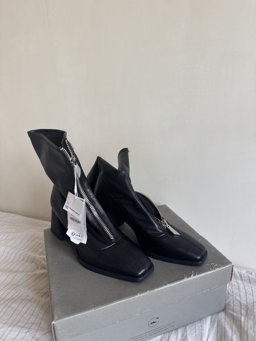 Stradivarius осінні, весняні чоботи 39 розмір