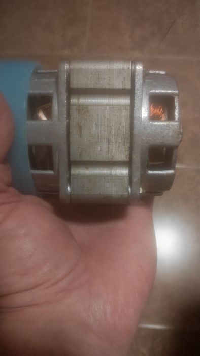 Продам электро двигатель