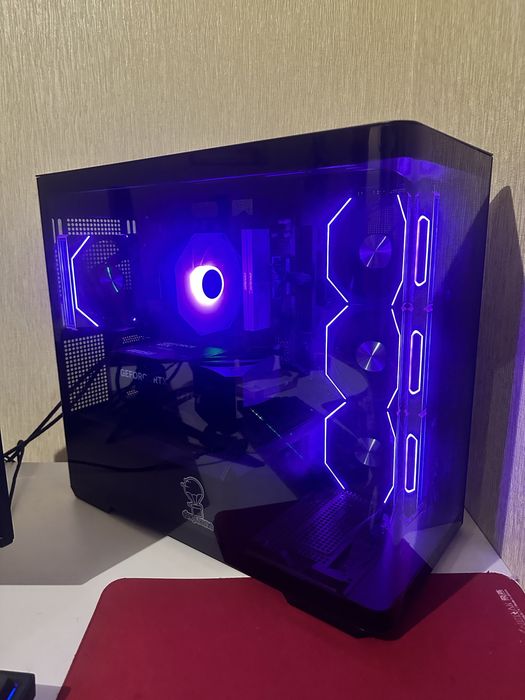 Топовий ігровий ПК ( RTX 5070 12gb, Ryzen 7 7700)