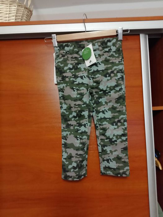 nowe spodnie chłopięce