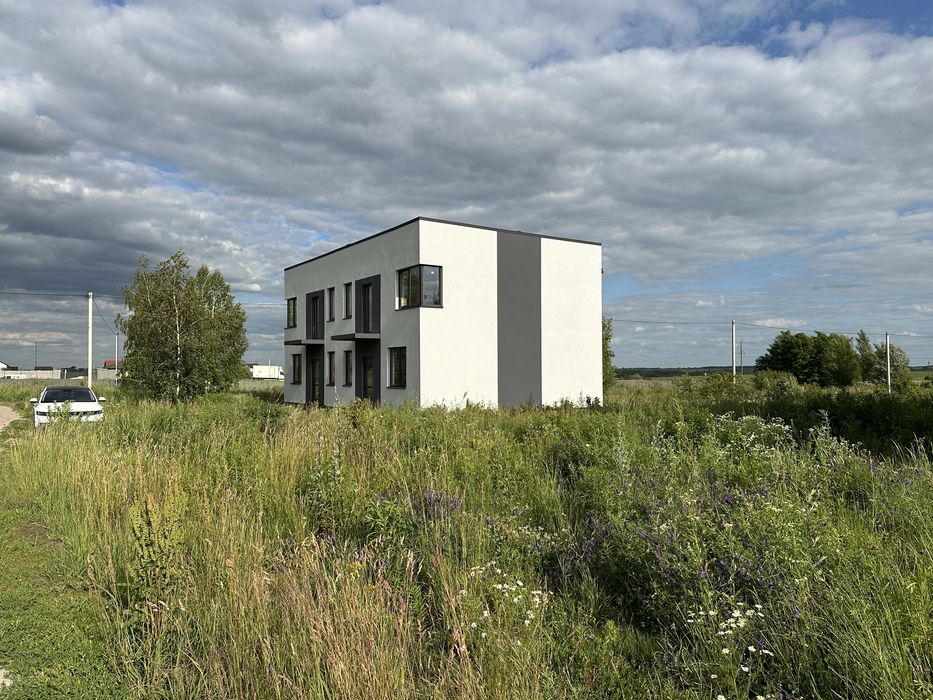 Продаж котеджа масив Криниченька, Зоопарк