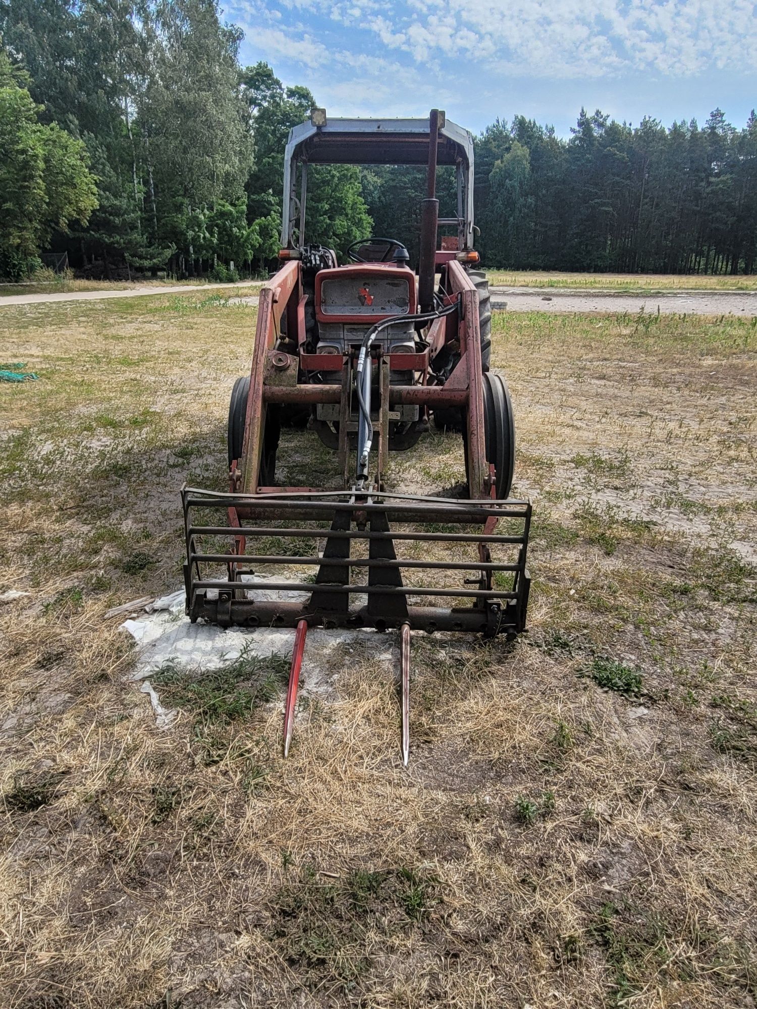 Massey ferguson z turem