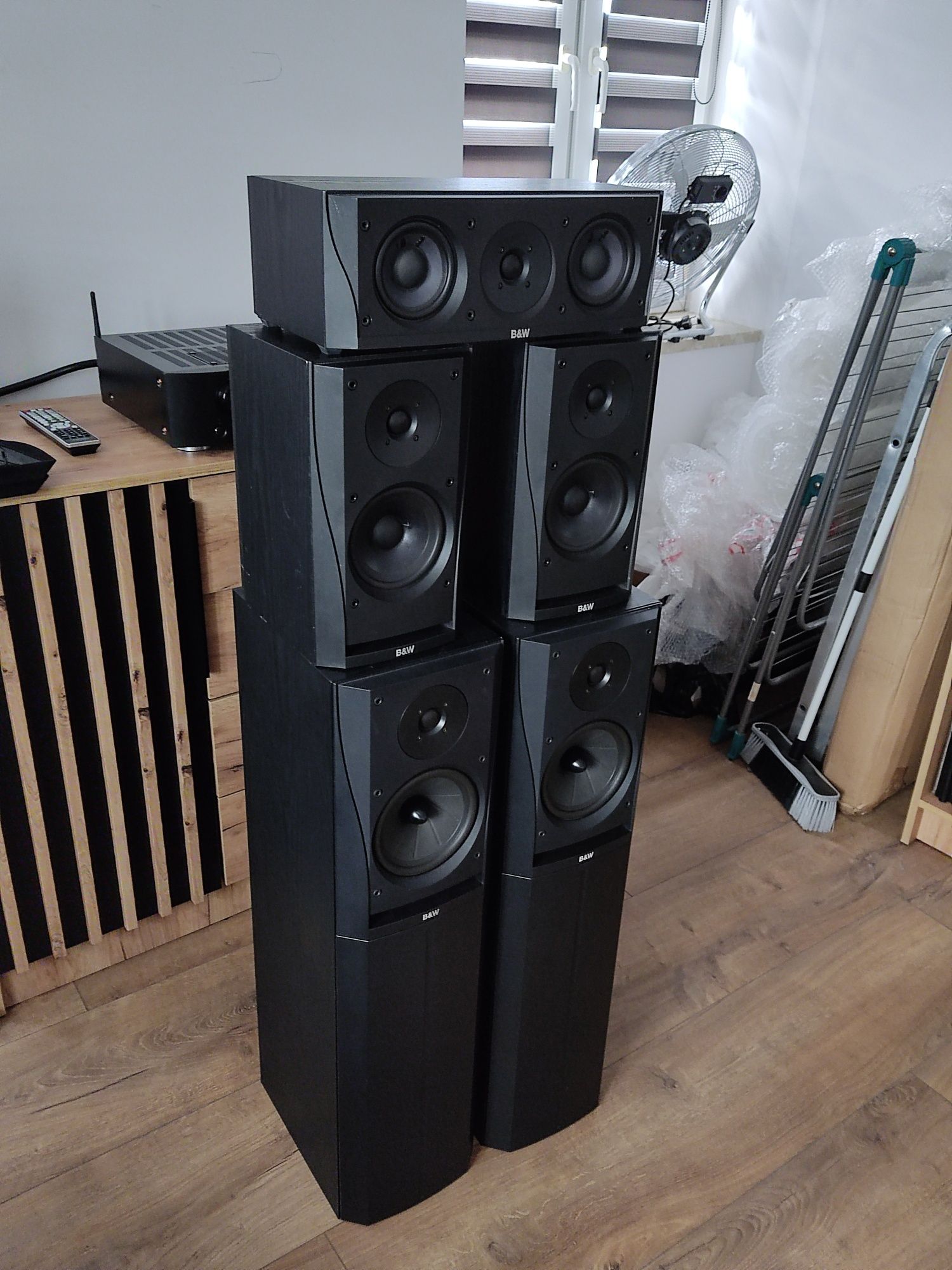 Zestaw kolumn B&W DM305,DM 302,CC3 120 Watt 8 ohm