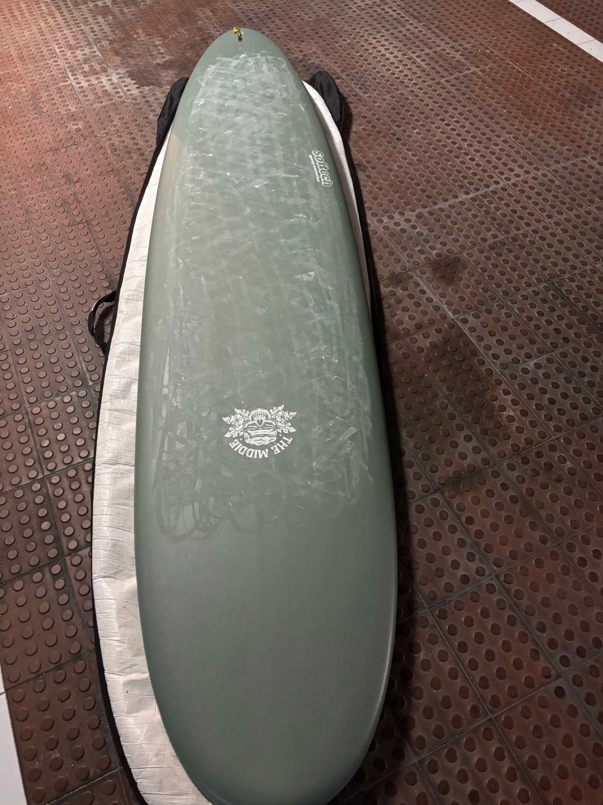 SurfBoard Softech – Middie Jade Diamonds