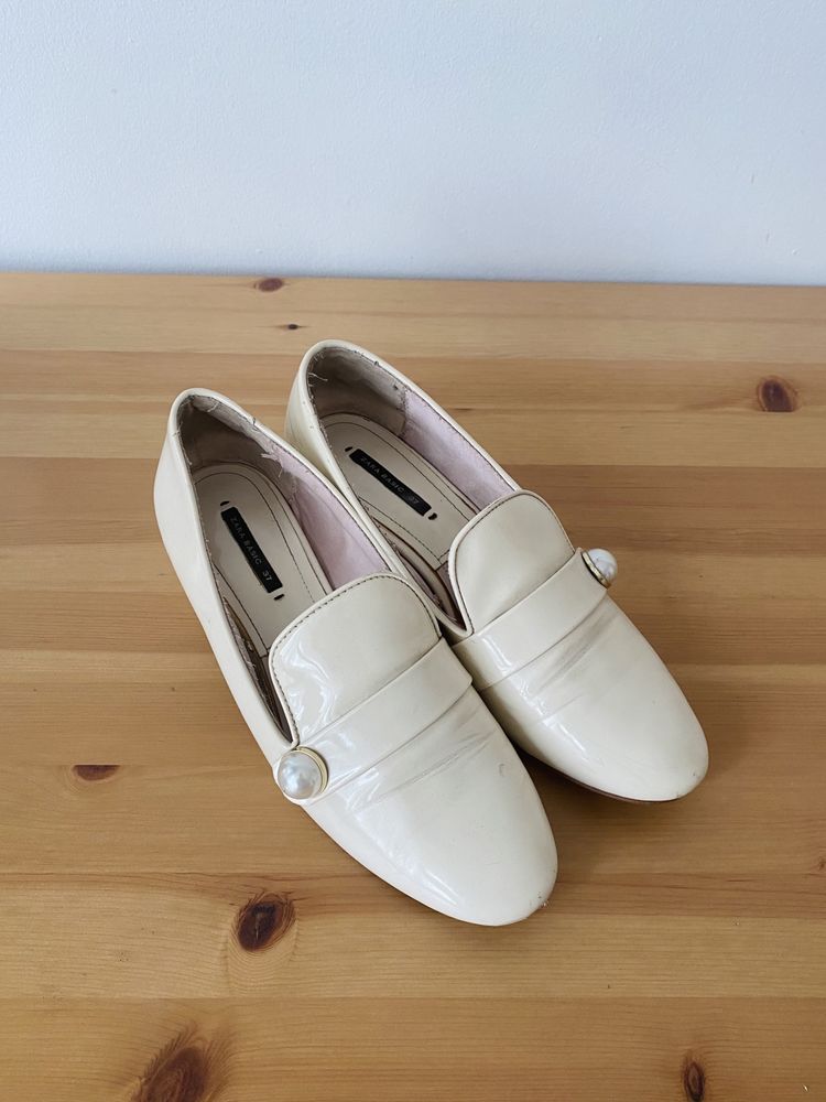 Mokasyny półbuty pantofelki z perłą ZARA 37