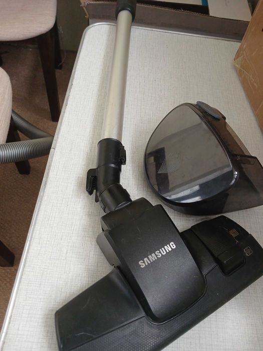 Пылесос Samsung  SW17H9071H