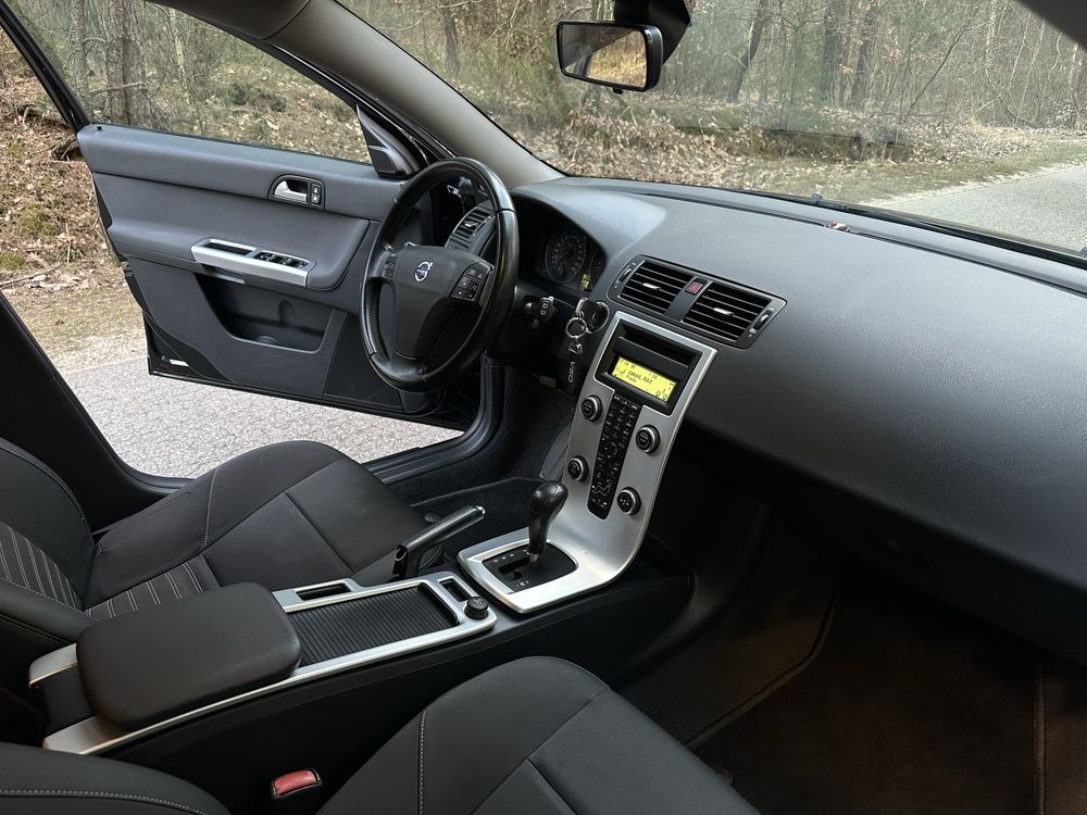 VOLVO V50 D3 2.0D