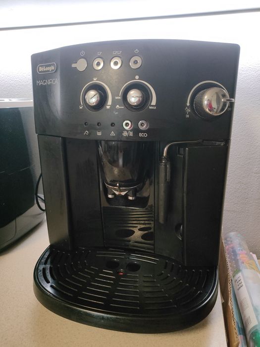 Ekspres do kawy DeLonghi
