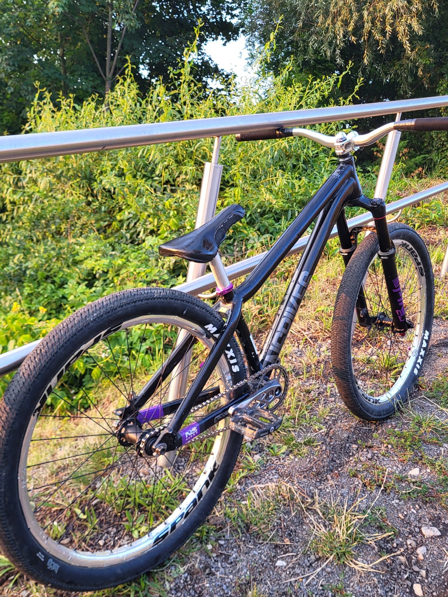 Opony maxxis dth 2.3 zwijana kevlar