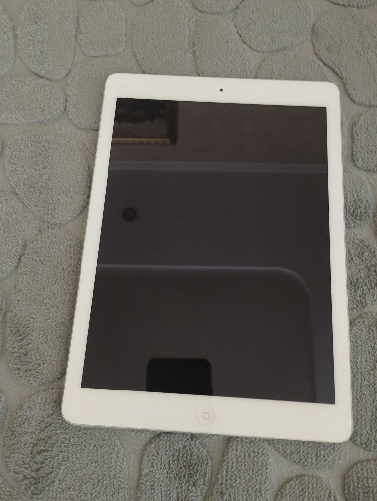 Apple iPad Air 9.7” Планшет Айпад