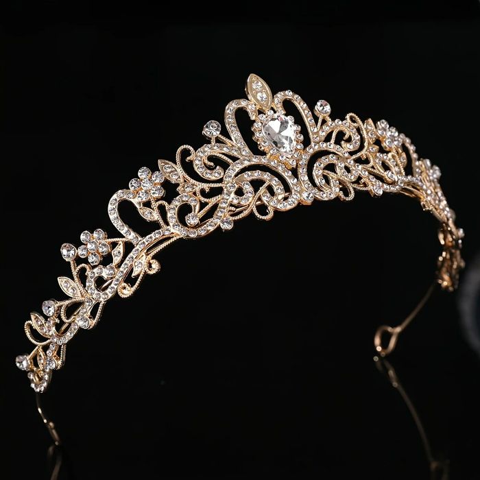 Діадема в золотому кольорі