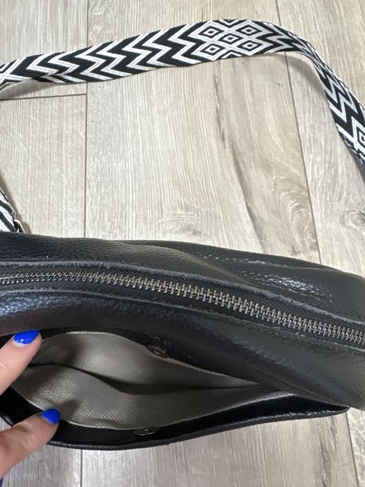 сумочка кросбоді