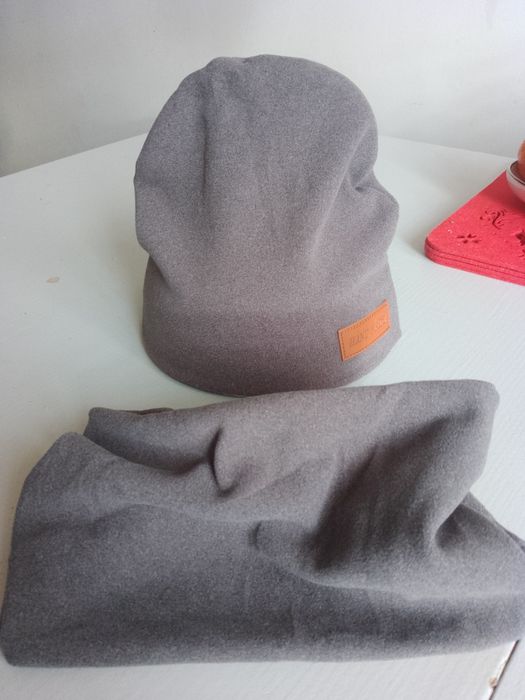 Super czapka z kominem dla dziecka, nowa