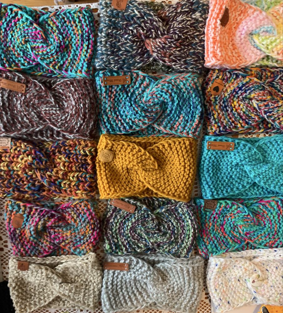 Opaska handmade zrobiona na drutach