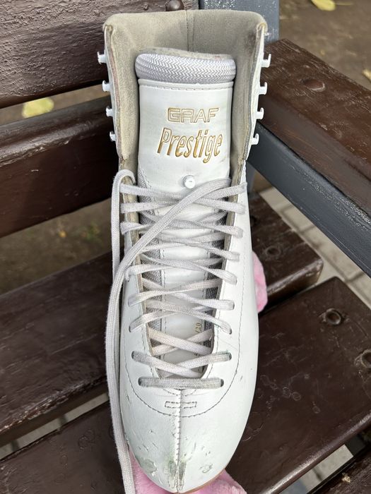 Коньки фигурные Graf 26 см