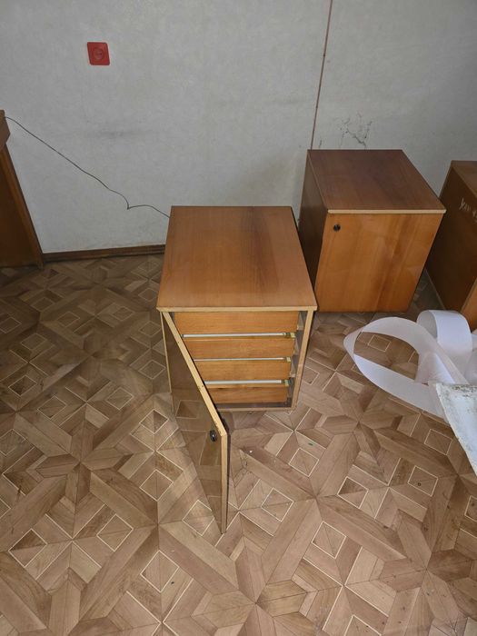 Віддам Столи Безкоштовно. Тільки Самовивіз!