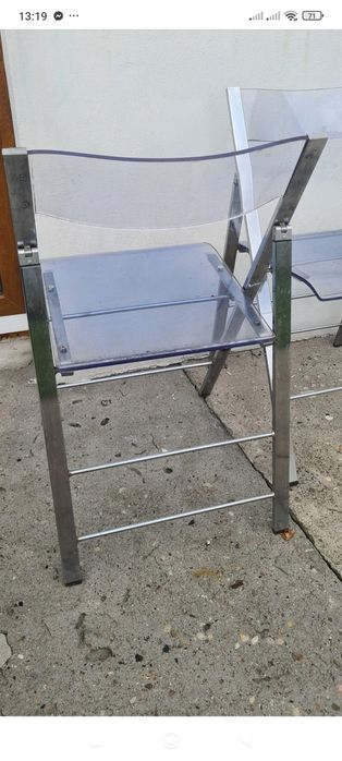 Dwa krzesła na balkon