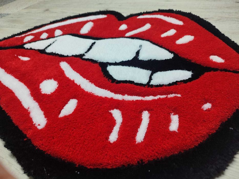 Tapete Artesanal "Lábios"