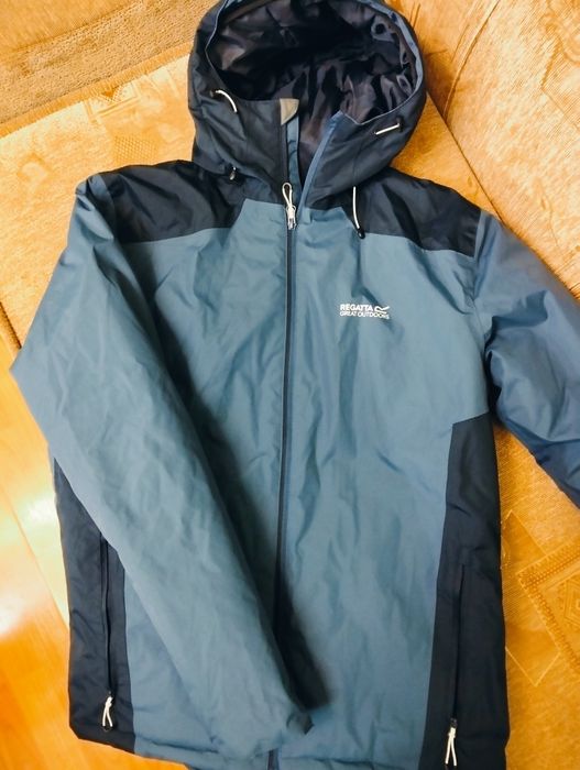Продам мужскую зимнюю куртку Regatta