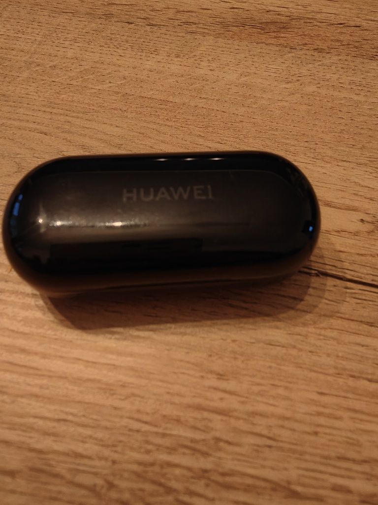 Słuchawki bezprzewodowe dokanałowe Huawei FreeBuds 3i, 1 sztuka