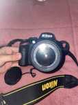 Camara Nikon em otimo estado