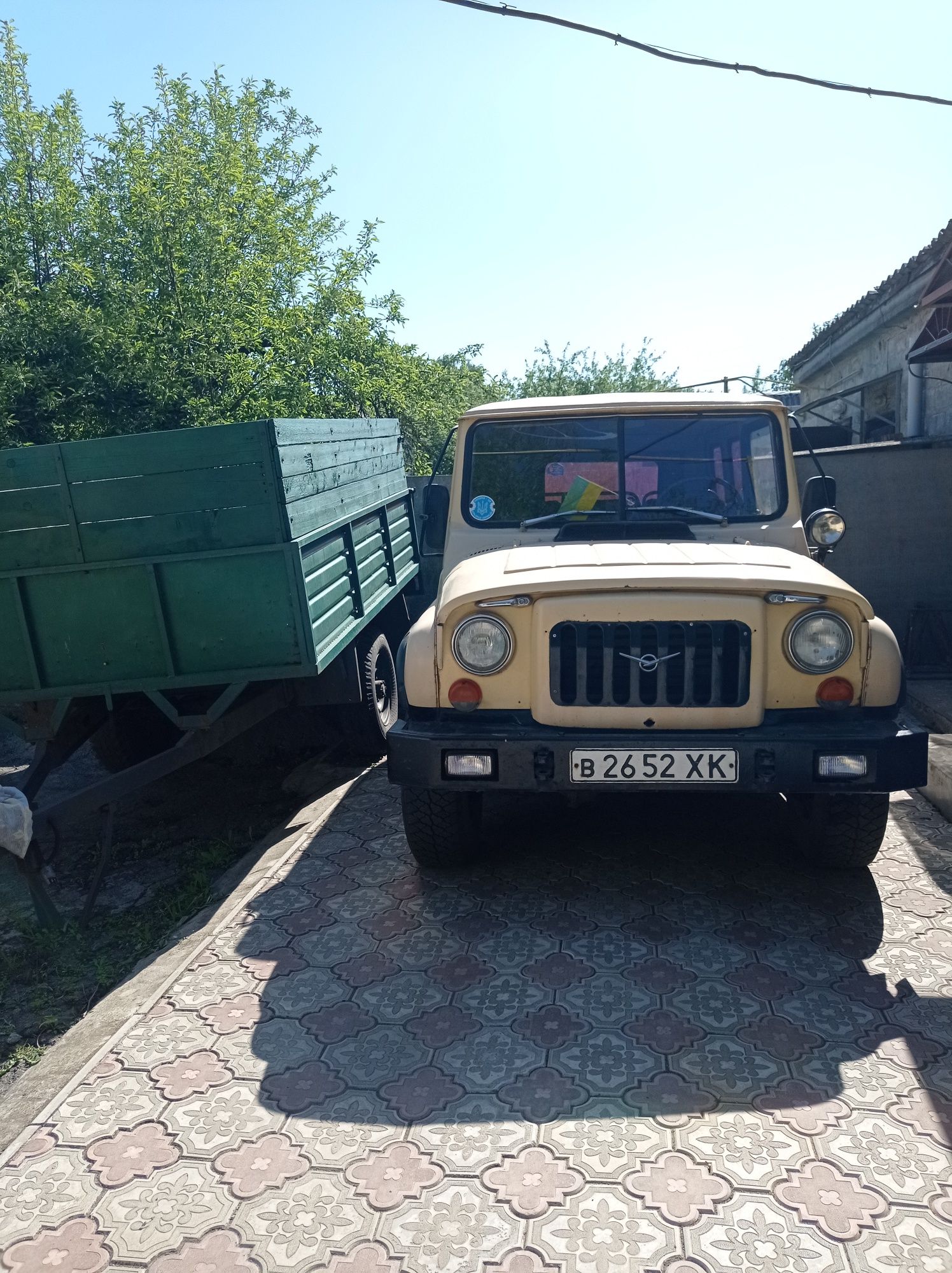 Автомобіль УАЗ 469