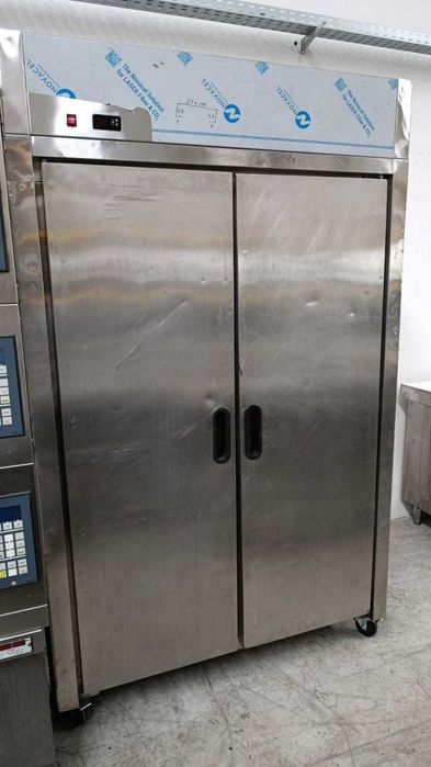 frigorifico para 40 tabuleiros 75x45 padaria e pastelaria
