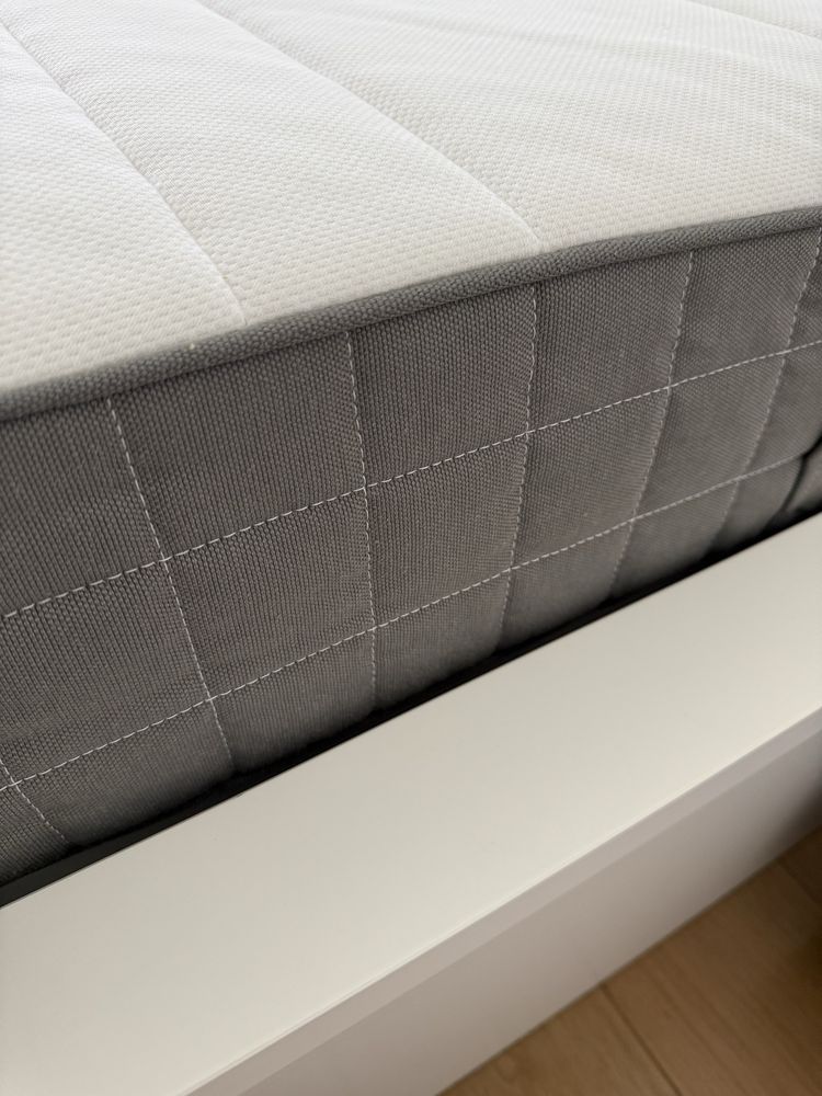 MALM Estrutura cama c/arrumação e colchao, branco, com 160x200 cm