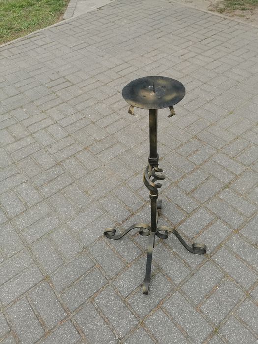 Świecznik metalowy