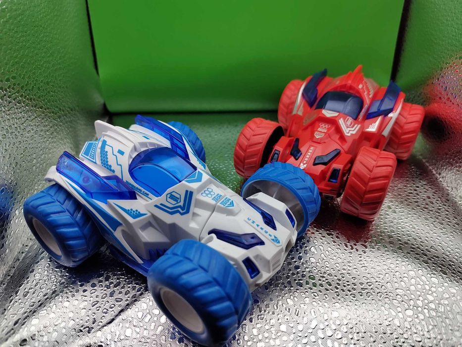Samochód 2x akrobata Stunt Spinning Toy Car 360 stopni