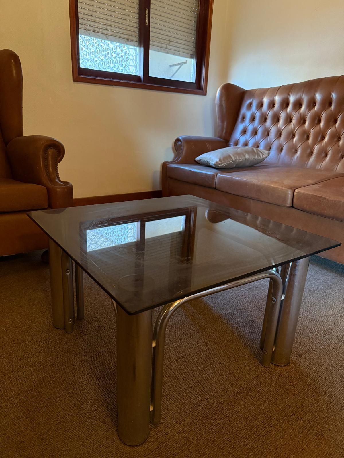 Mesa de centro metal com vidro