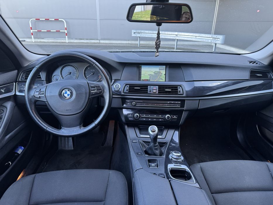 Bmw 520d zarejestrowany.dlugie oplaty.bezwypadek.