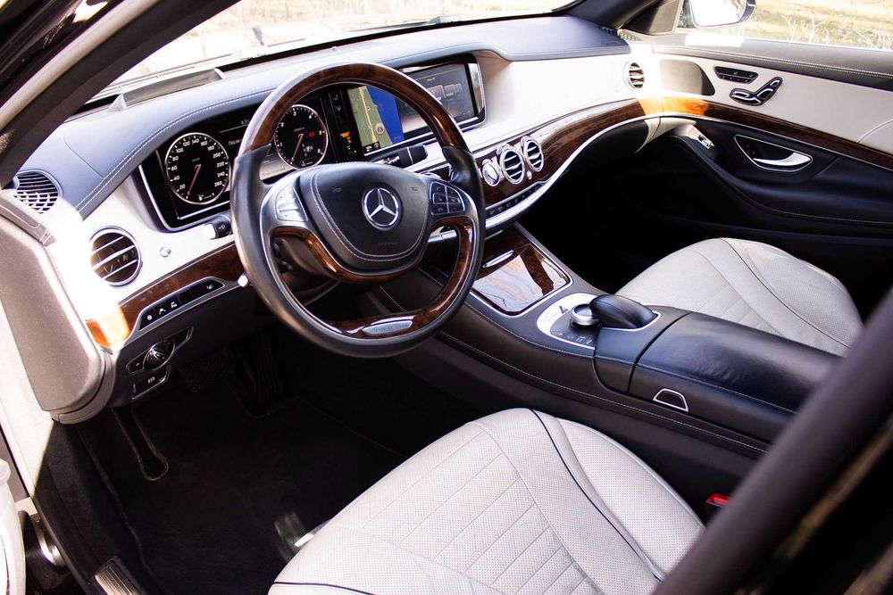 Прокат / Оренда Mercedes Benz S 350 W222