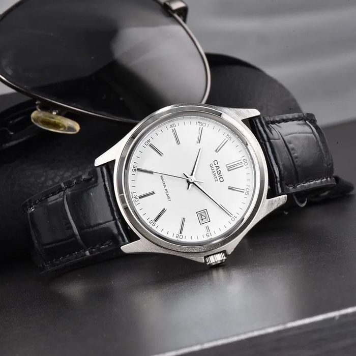 Годинник чоловічий Casio MTP-1183E-7A Оригінал Гарантія Касио