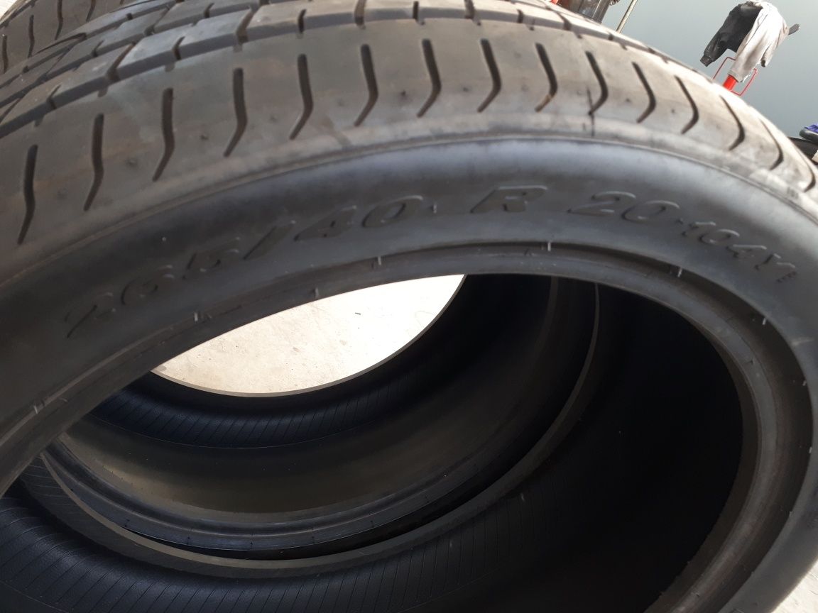 Dois pneus 265/40R20 104Y Pirelli P zero