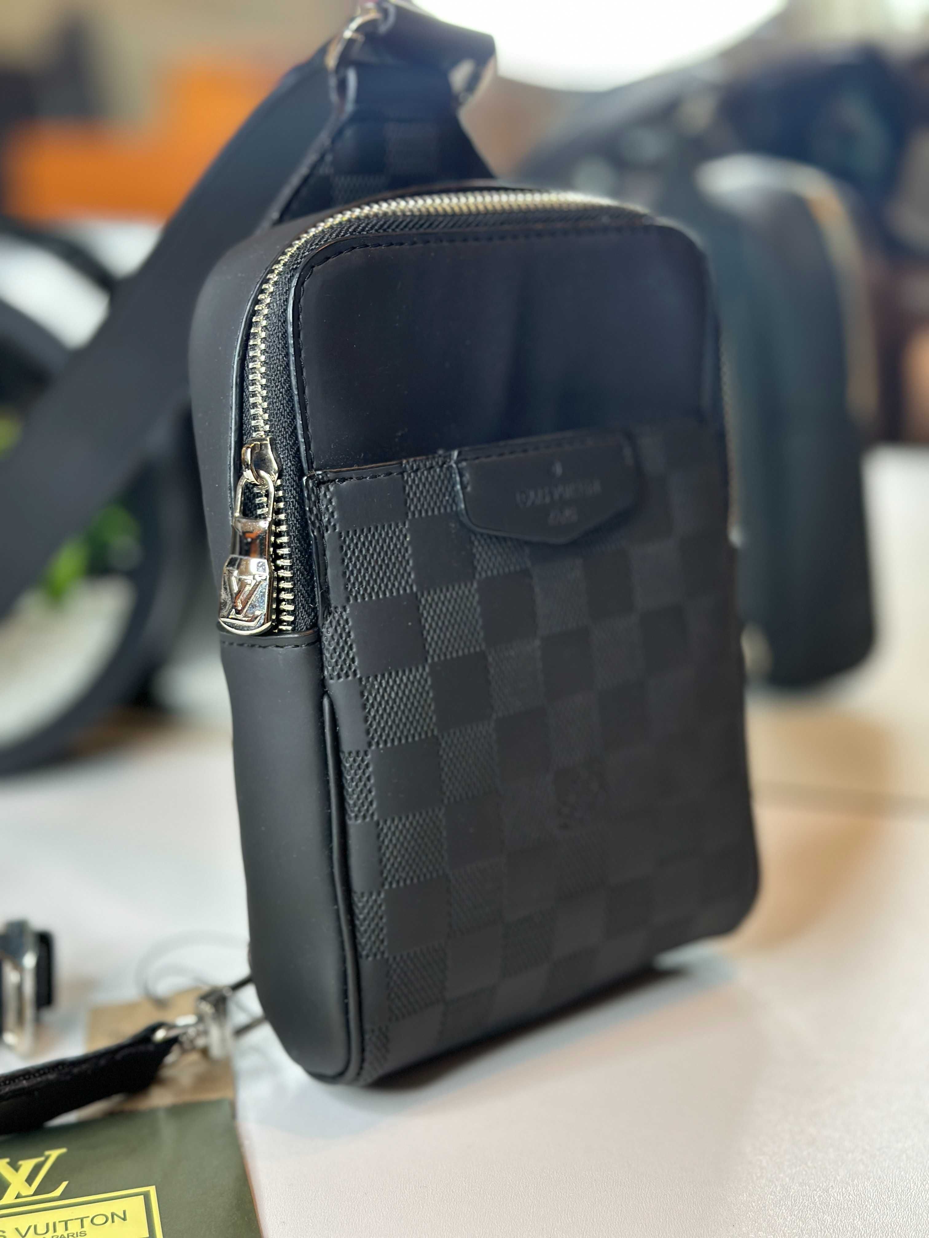 Мужская сумка Louis Vuitton Чоловіча сумка через плечо LV s029