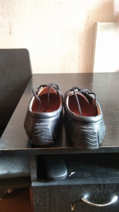Шкіряні чоловічі туфлі,, макасини