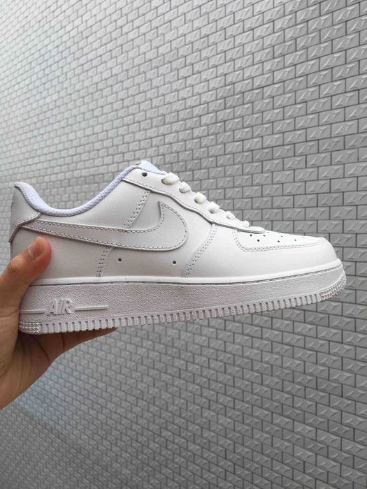 Air Force 1, białe tenisówki, rozmiar 42