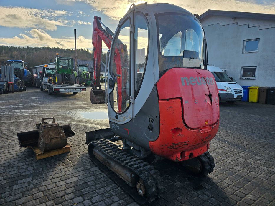 Mini Koparka Neuson 2203