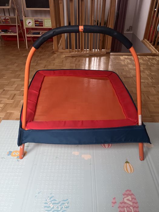 Trampolina domowa dla dziecka