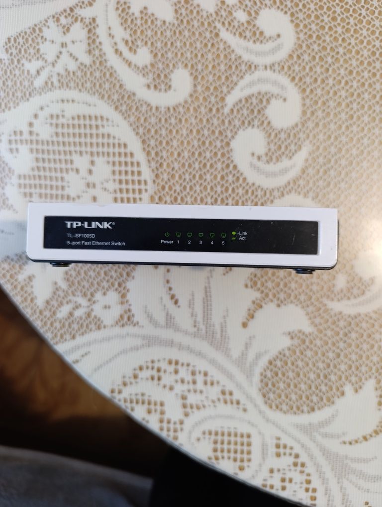 комутатор TP-Link TL бу
