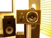 Colunas vintage Tannoy DC 200