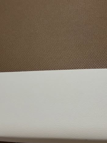 Cama de casal com cabeceira estofada