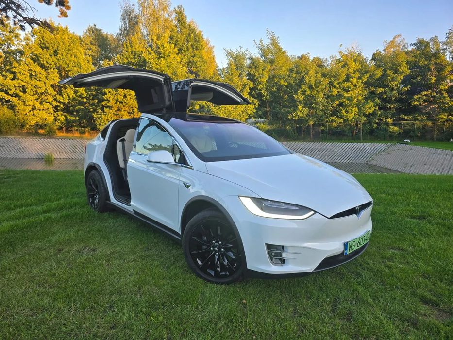 Tesla Model X Long Range Plus