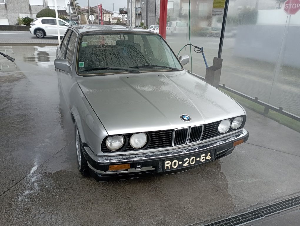 BMW E30 316 3 portas